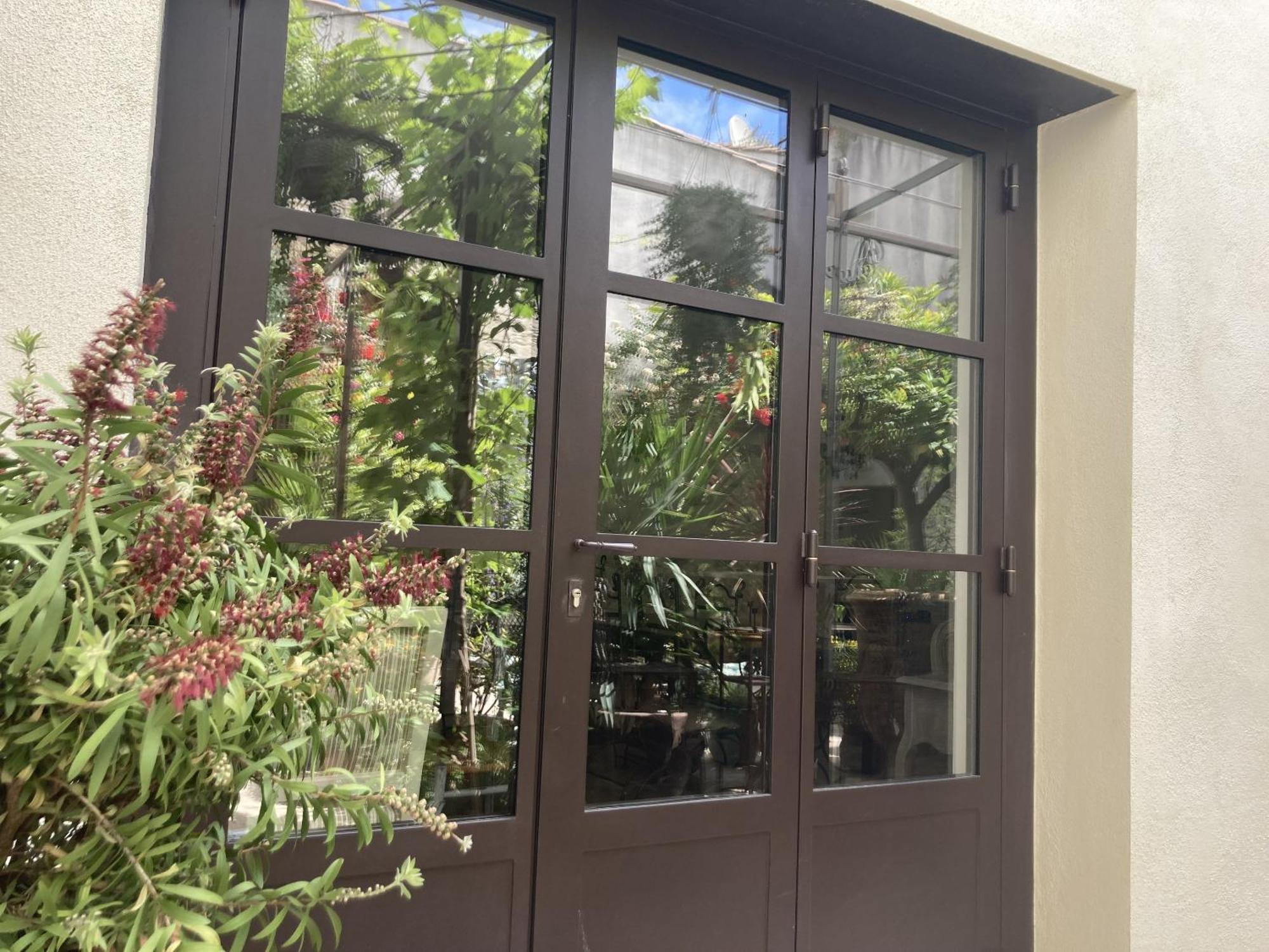 Bed & Breakfast La Maison Des Augustins 4 Stars Et Fitness Avignon