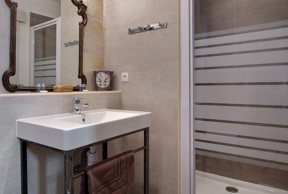 Bed & Breakfast La Maison Des Augustins 4 Stars Et Fitness 4*