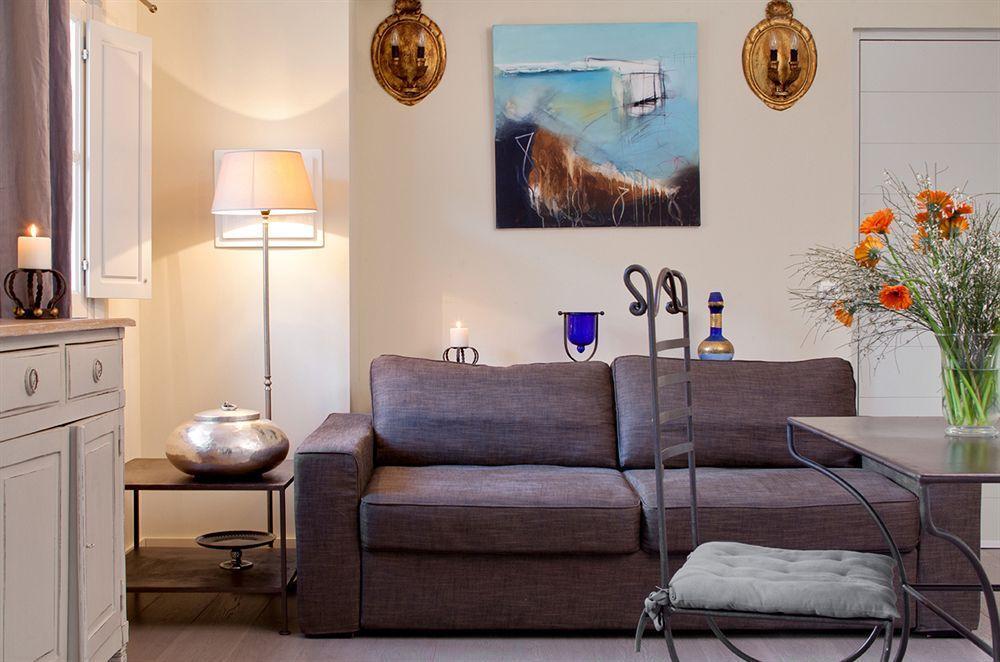 La Maison Des Augustins 4 Stars Et Fitness Bed & Breakfast