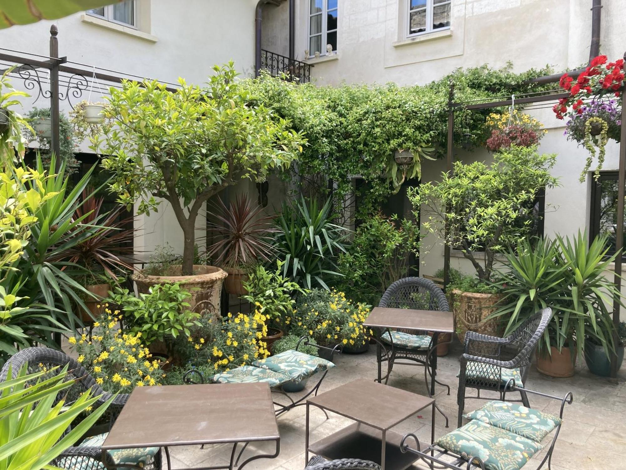 Frühstückspension Aux Augustins 4*